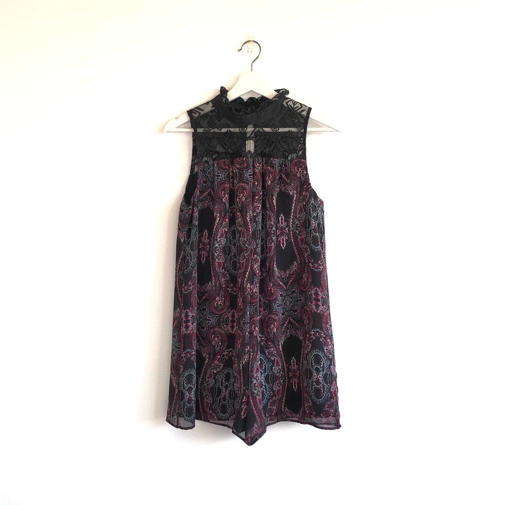 BCBGeneration Pink / Maroon Paisley Lace Yoke High Neck Romper Size Small